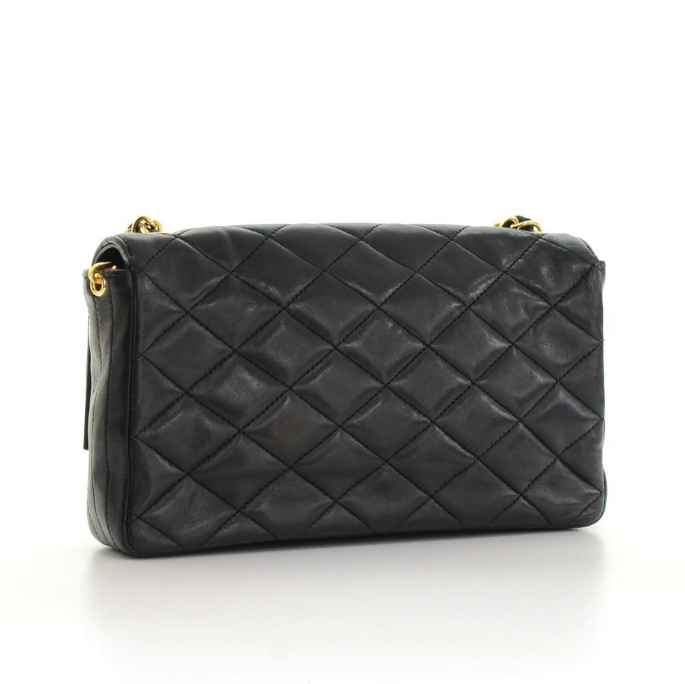 8" Black Quilted Flap