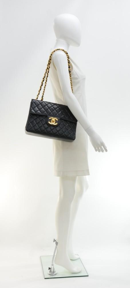 12" Jumbo Quilted Lambskin Leather Shoulder Bag