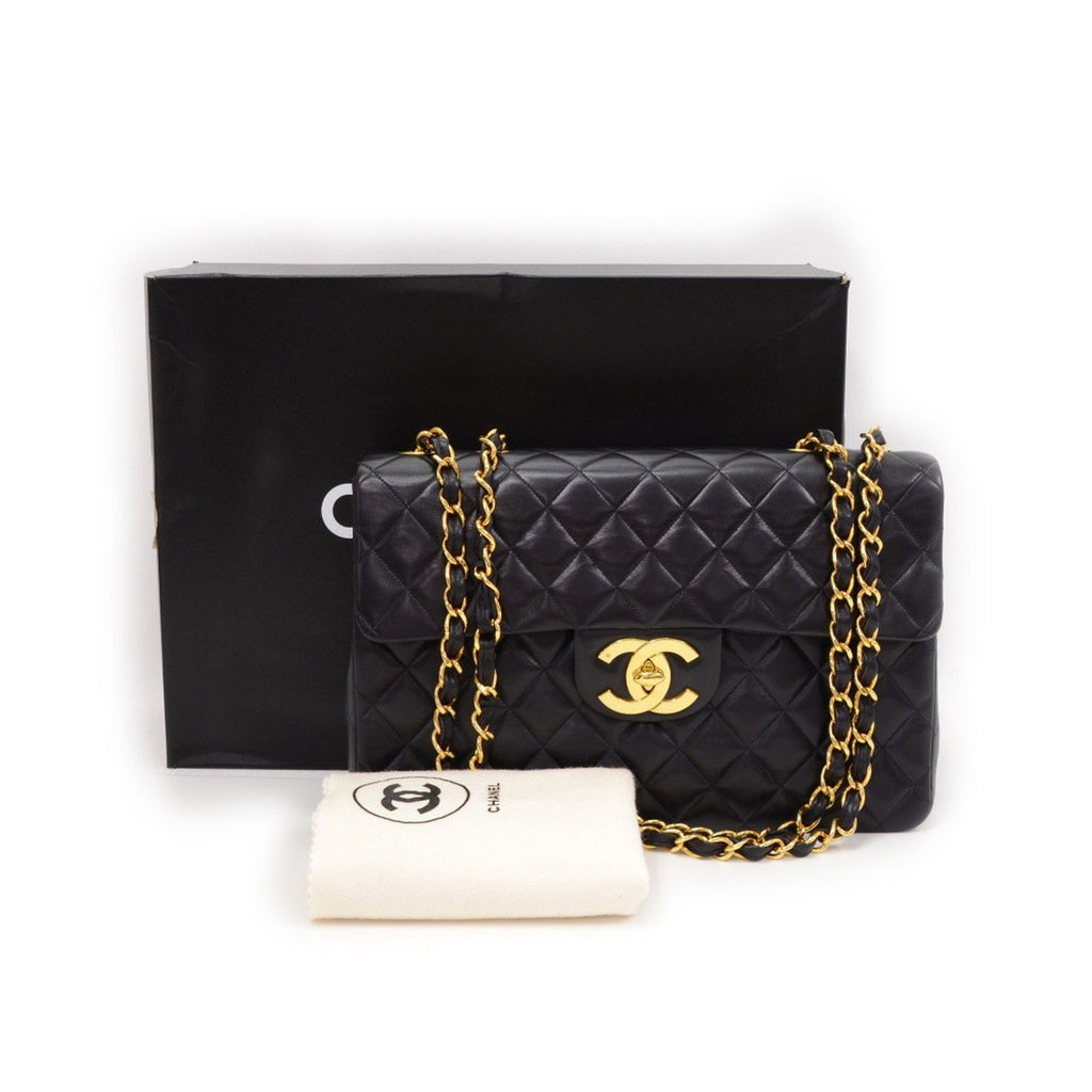 13" Maxi Quilted Lambskin Leather Shoulder Bag