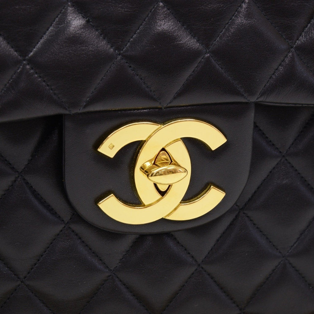 13" Maxi Quilted Lambskin Leather Shoulder Bag